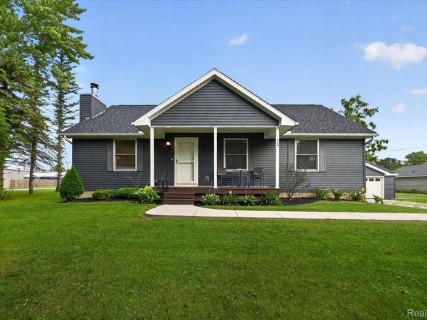 734 Kent Street , Carleton Village, Mi 48117