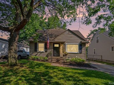 318 Chippewa Street , Clawson, Mi 48017
