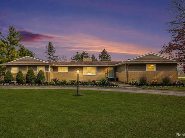 1575 Kellogg Road , Genoa Township, Mi 48114