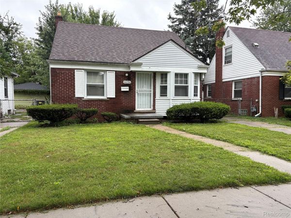 16036 Maddelein Street , Detroit, Mi 48205