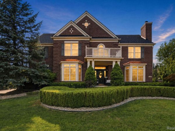 48645 Antique Road, Canton Township, Mi 48187