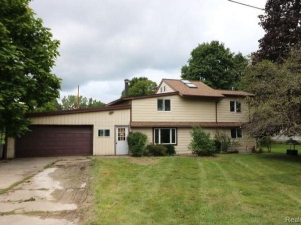 6179 Falkenbury Road , Deerfield Township, Mi 48461