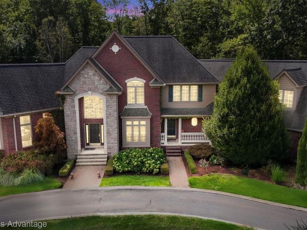 22101 Kettle Lake Road, Lyon Township, Mi 48167