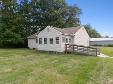 5210 Pinckney Road, Marion Township, Mi 48843