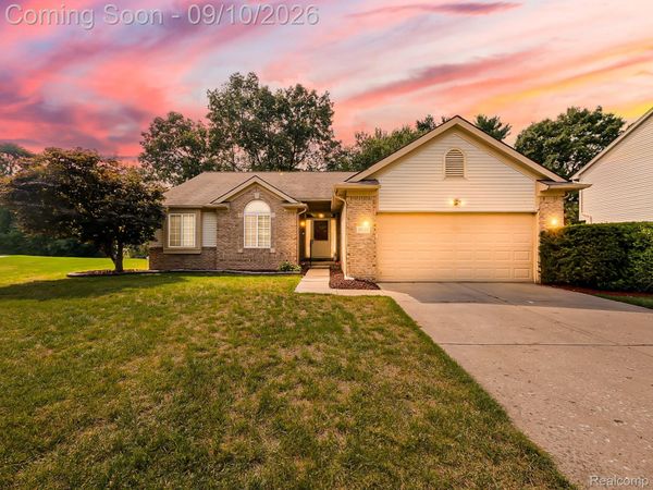 2030 Orchard Court, West Bloomfield Township, Mi 48324