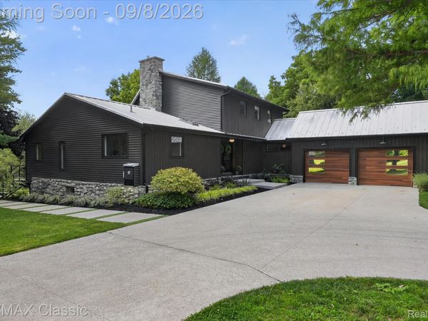 1030 Kurtz Road, Holly Township, Mi 48442