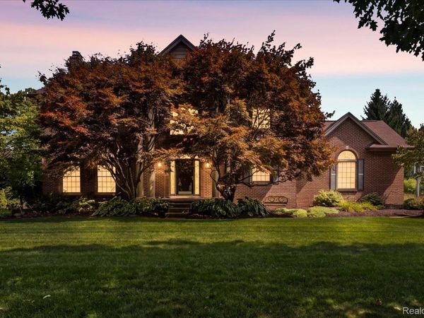 24324 Lynwood Drive, Novi, Mi 48374