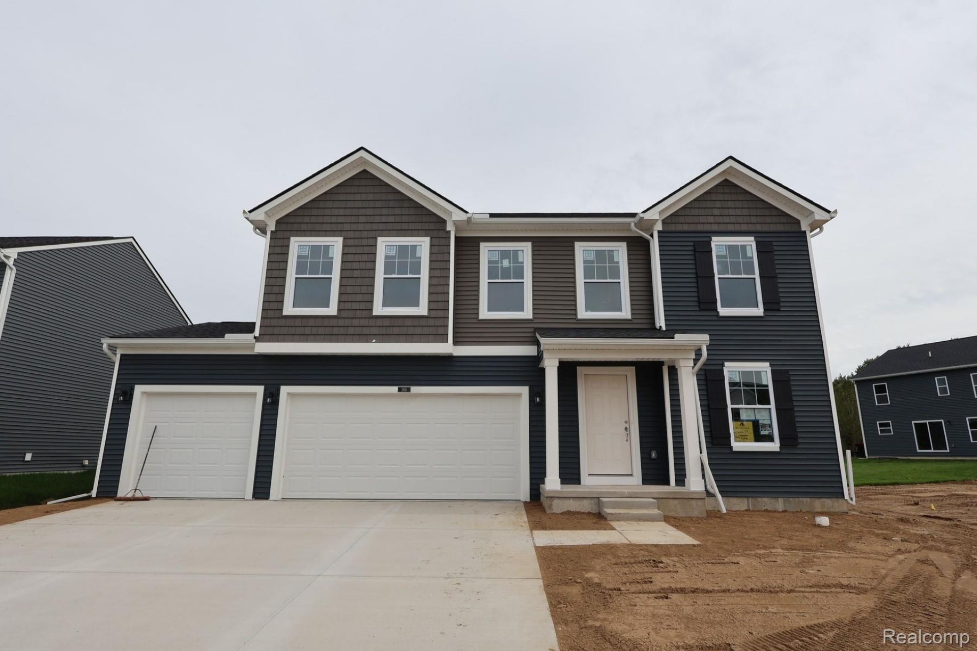 366 Edge Brook Drive, Holly Township, Mi 48442 Main Photo