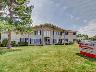 33354 Kingslane , Unit 8, Farmington, Mi 48336