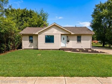 2061 Inkster Road , Garden, Mi 48135