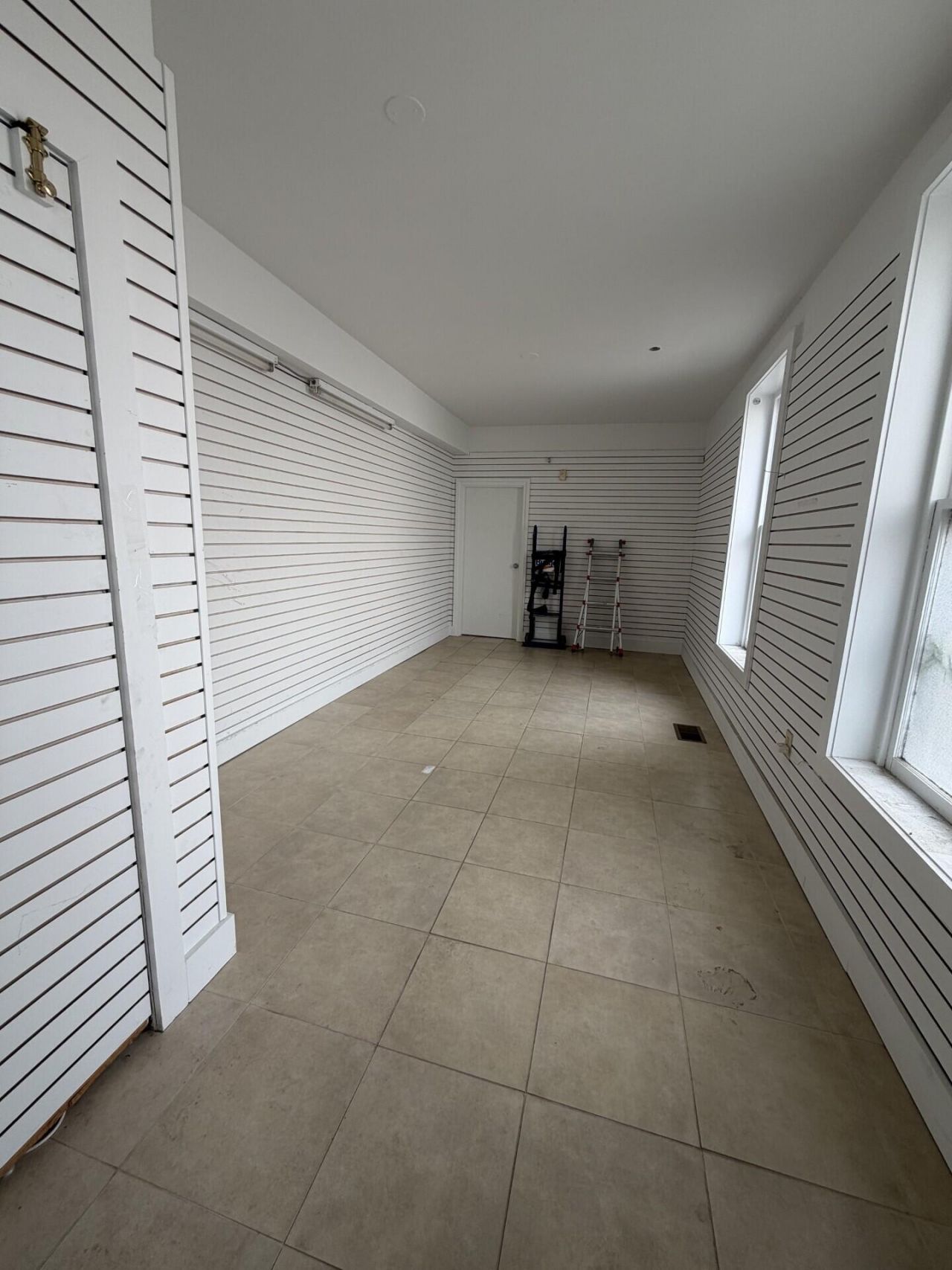 143 E Bay Street  Photo 7