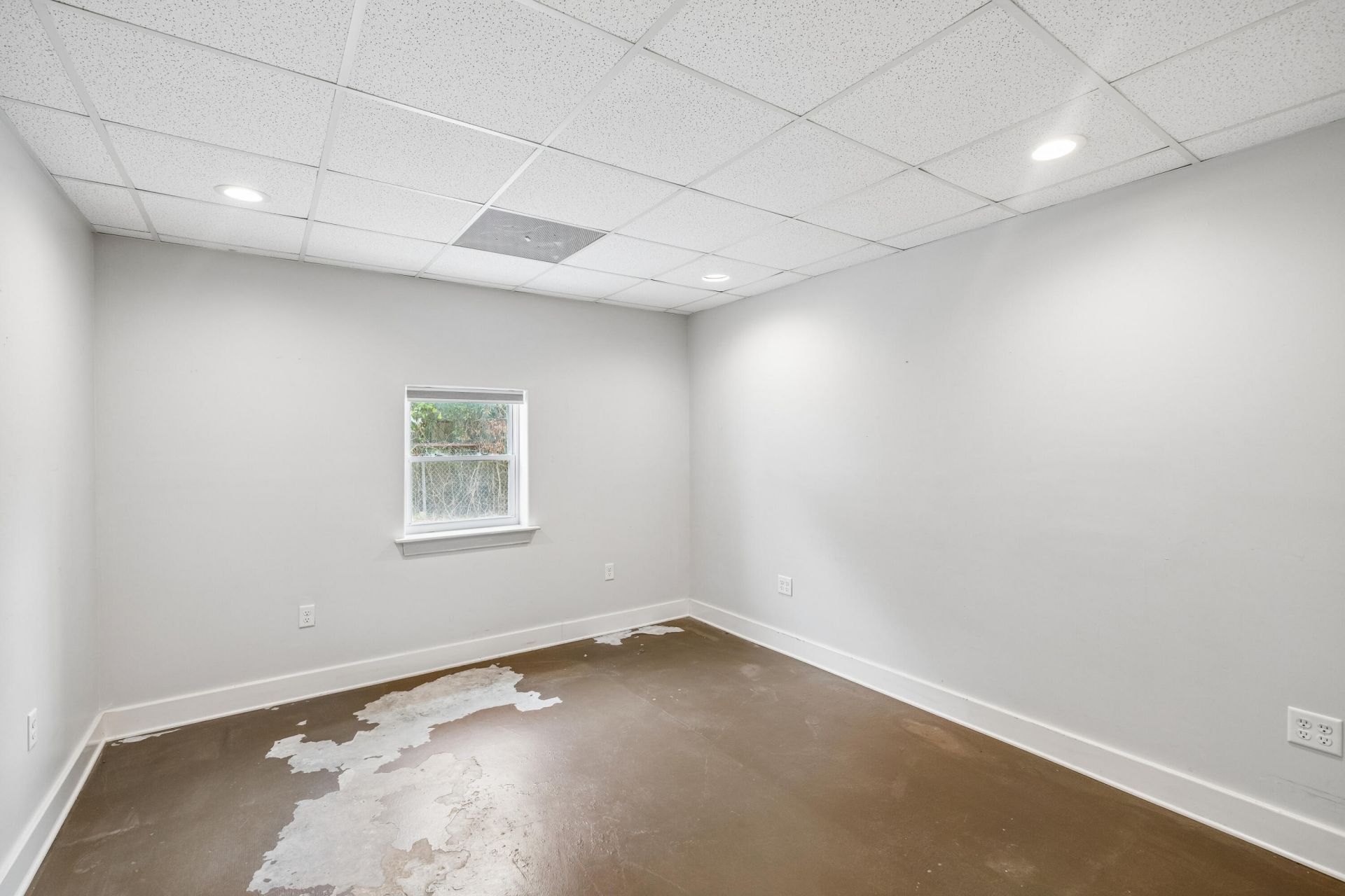 1719 Signal Point Road  Photo 22