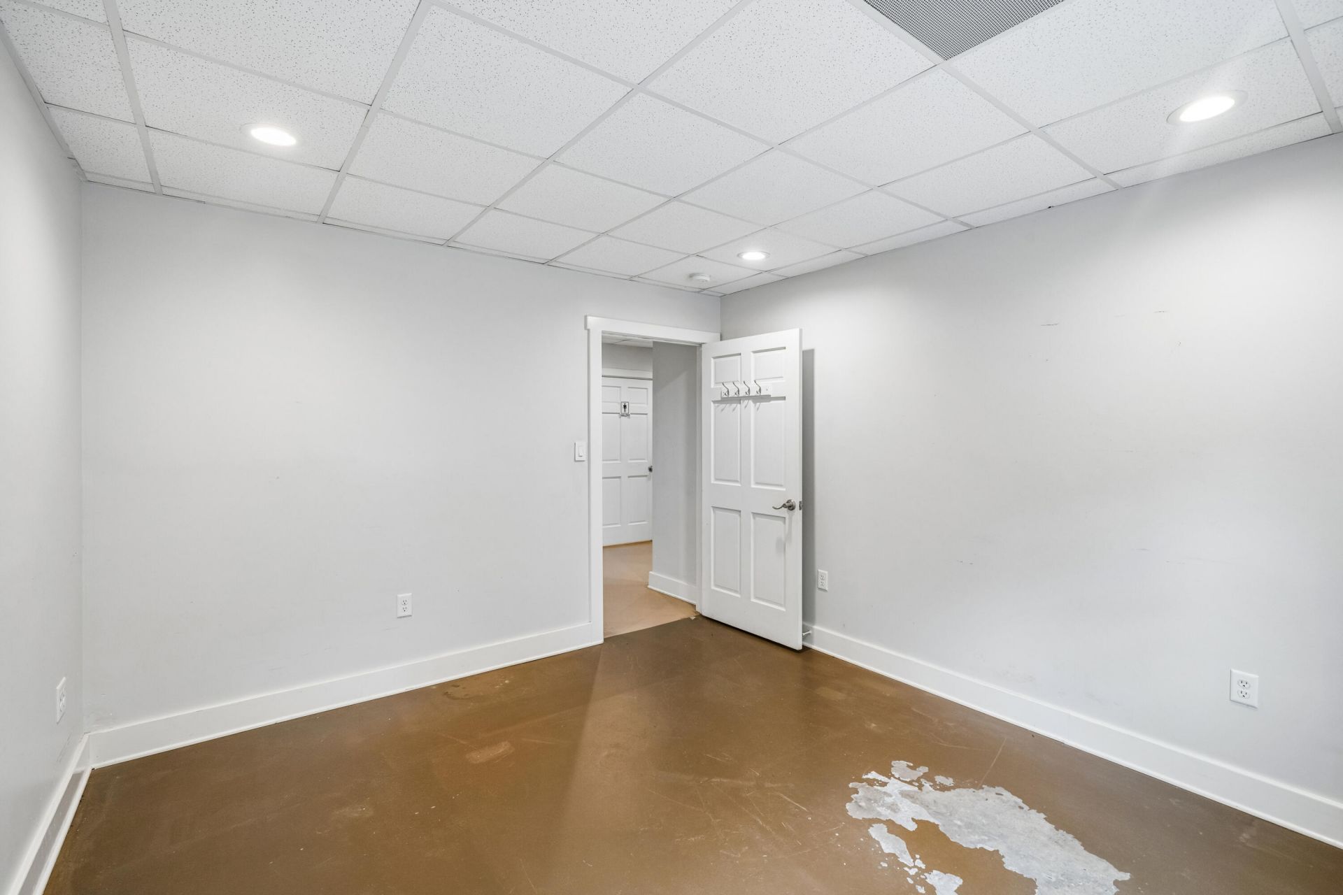 1719 Signal Point Road  Photo 23