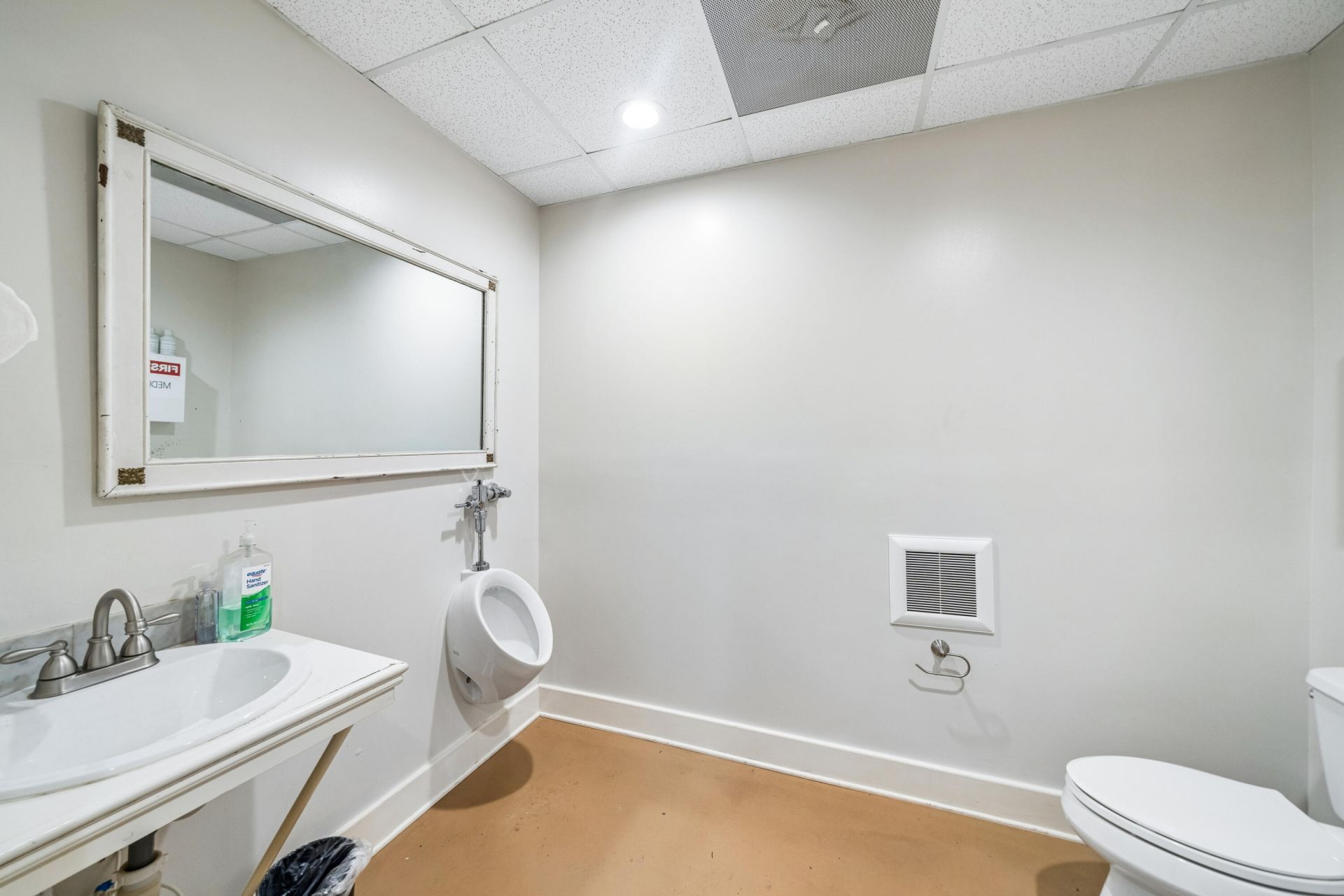 1719 Signal Point Road  Photo 57