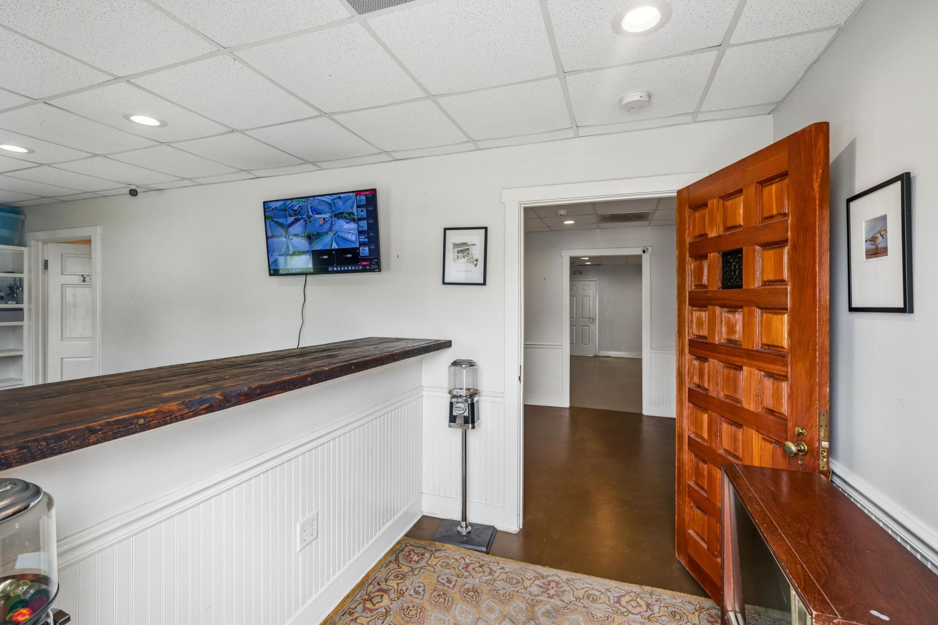 1719 Signal Point Road  Photo 8