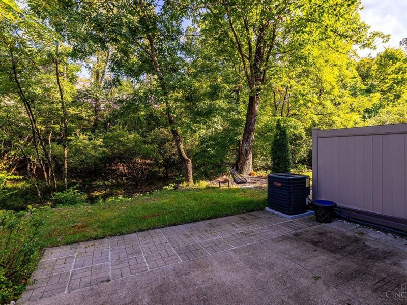 10555 Montgomery Road, Unit 49, Montgomery, OH 45242 Photo 30