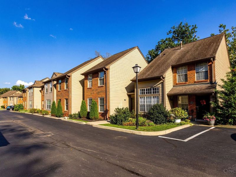 10555 Montgomery Road, Unit 49, Cincinnati, OH 45242 Photo 39