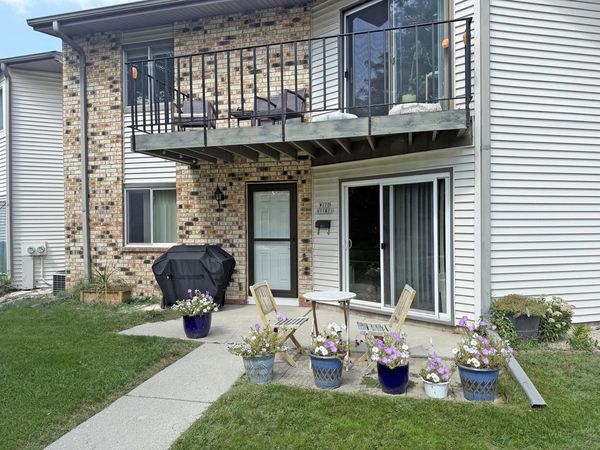 W170N11411 Armada DRIVE, Unit 5, Germantown, WI 53022