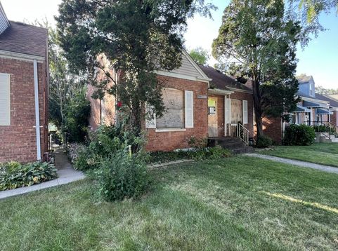Main Photo