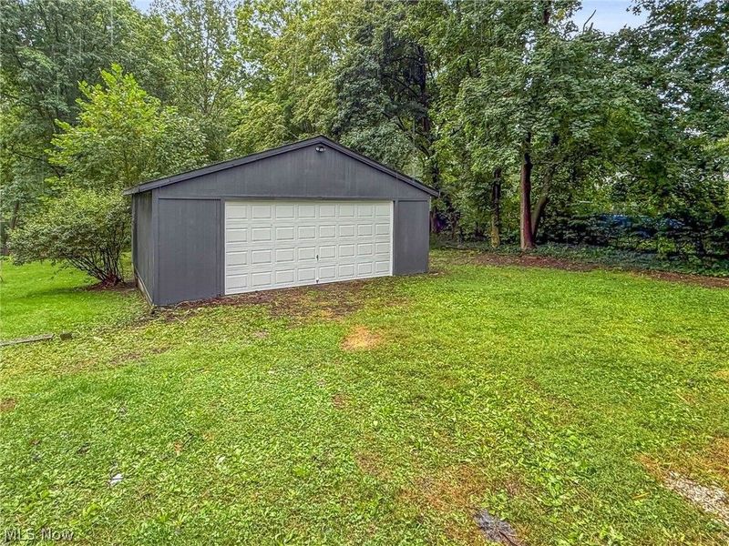 38867 Butternut Ridge Road, Elyria, OH 44035 Photo 5