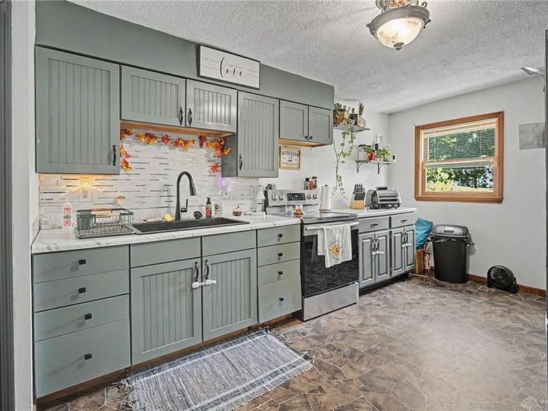 108 N Main Street, Christiansburg, OH 45389 Photo 16