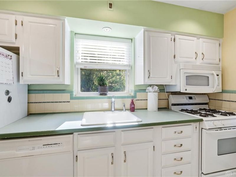438 Kitty Lane, Delhi Township, OH 45238 Photo 15