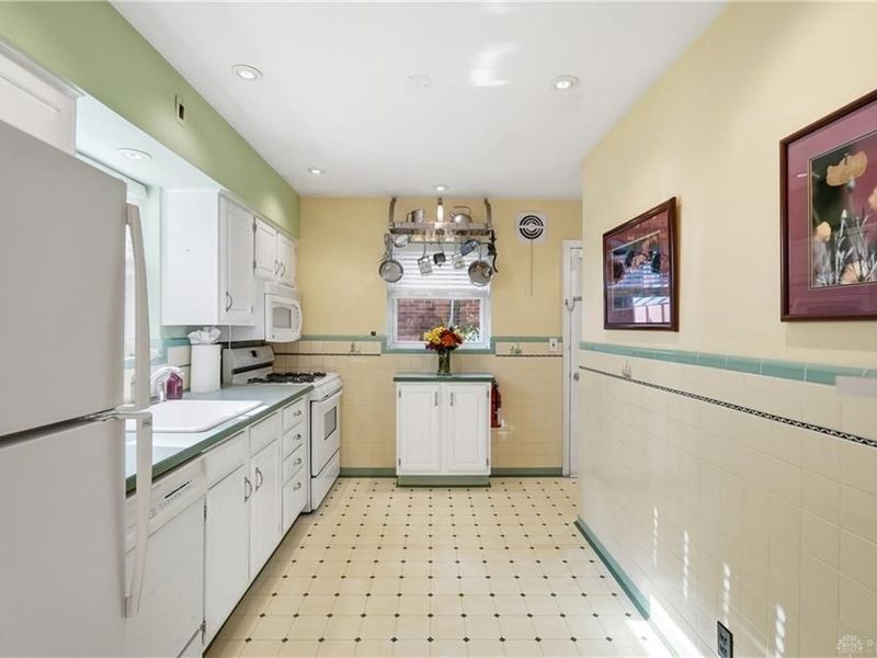 438 Kitty Lane, Delhi Township, OH 45238 Photo 16
