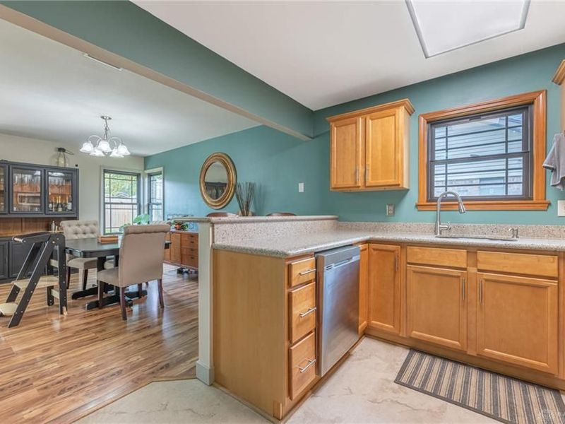 6660 Loblolly Drive, Huber Heights, OH 45424 Photo 12