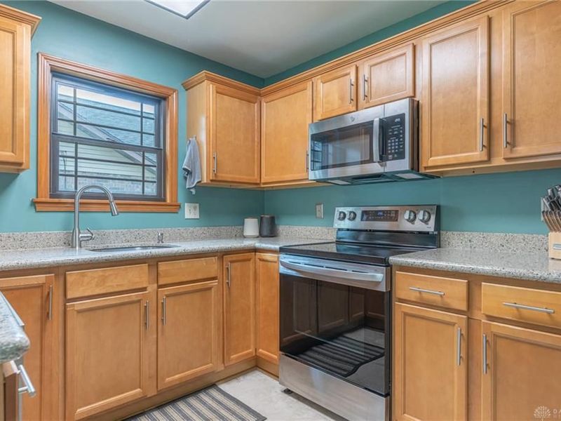 6660 Loblolly Drive, Huber Heights, OH 45424 Photo 15