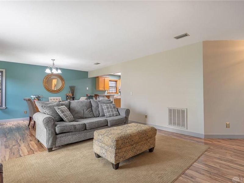 6660 Loblolly Drive, Huber Heights, OH 45424 Photo 5