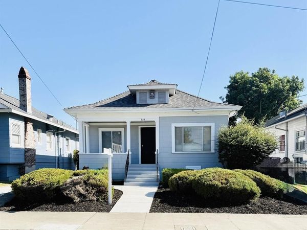 829 Aileen St, Oakland, CA 94608