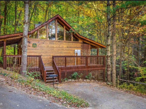 3289 Twin Mountain Way , Unit 20, Pigeon Forge, TN 37863