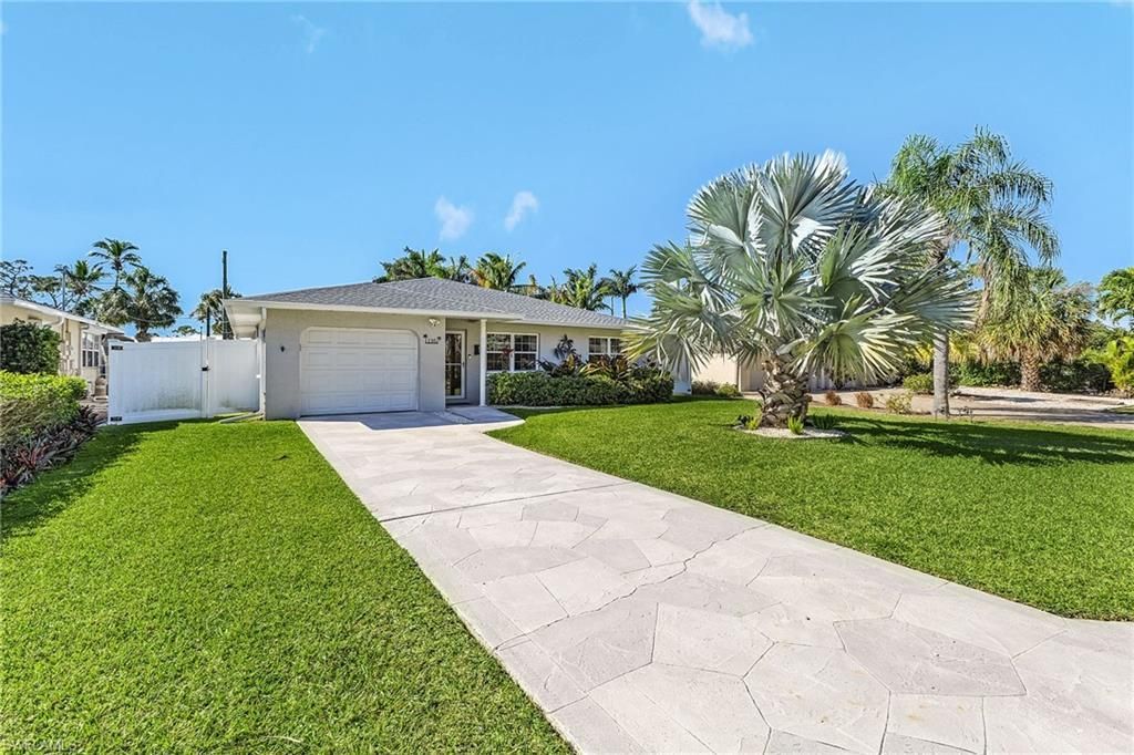 116 1st St, Bonita Springs, FL 34134 Photo