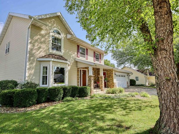 412 Bonnie Road, Cottage Grove, WI 53527