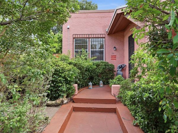 84 NW 47th St , Miami, FL 33127