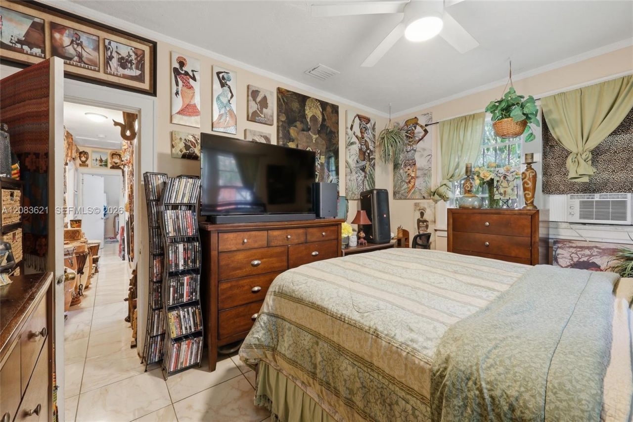 84 NW 47th St , Miami, FL 33127 Photo