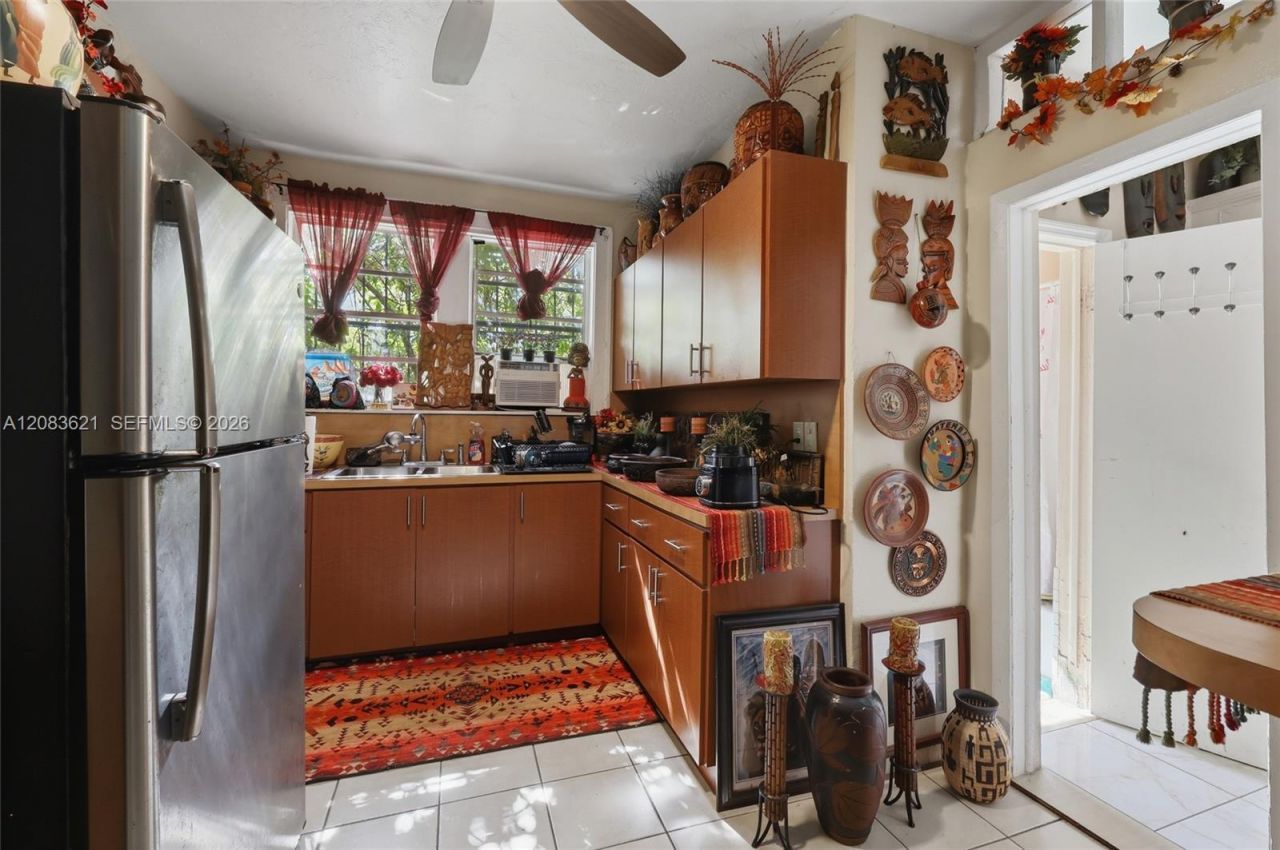 84 NW 47th St , Miami, FL 33127 Photo