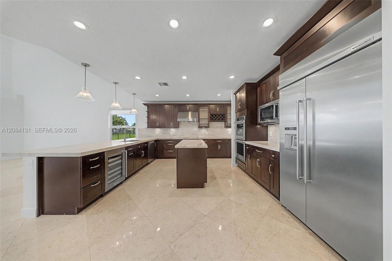 11406 Canyon Maple Blvd, Davie, FL 33330 Photo