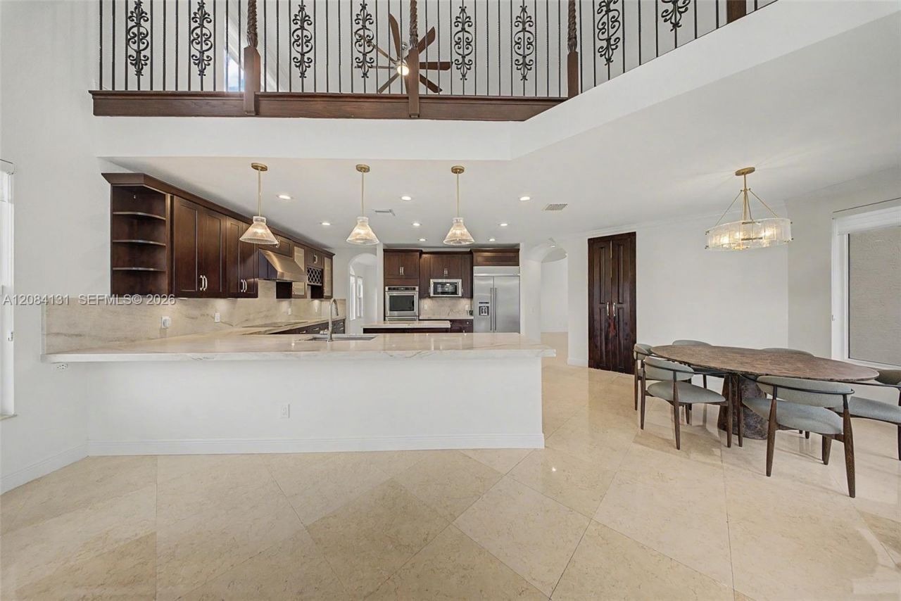 11406 Canyon Maple Blvd, Davie, FL 33330 Photo