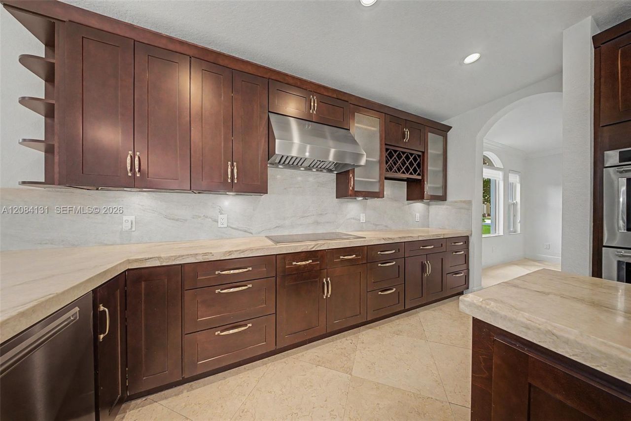11406 Canyon Maple Blvd, Davie, FL 33330 Photo