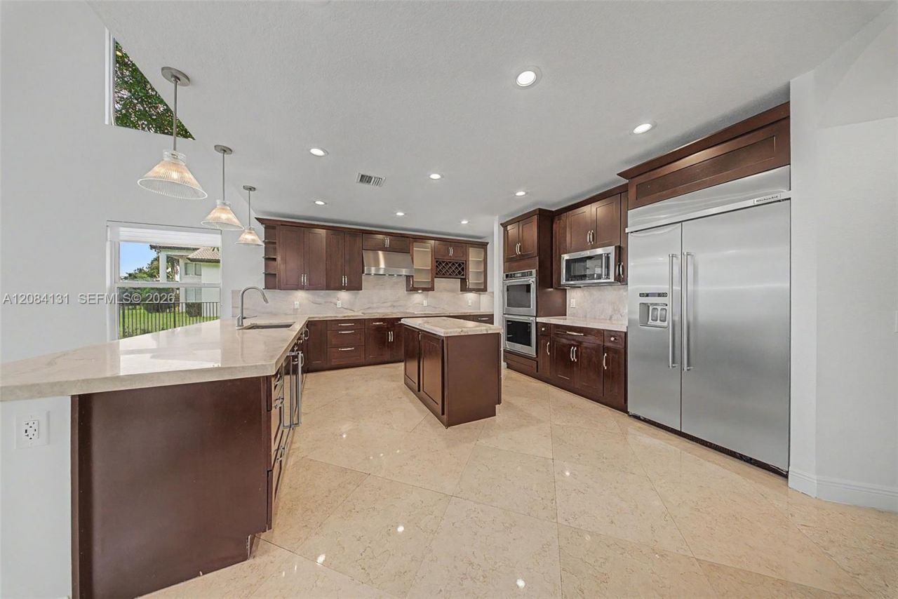 11406 Canyon Maple Blvd, Davie, FL 33330 Photo