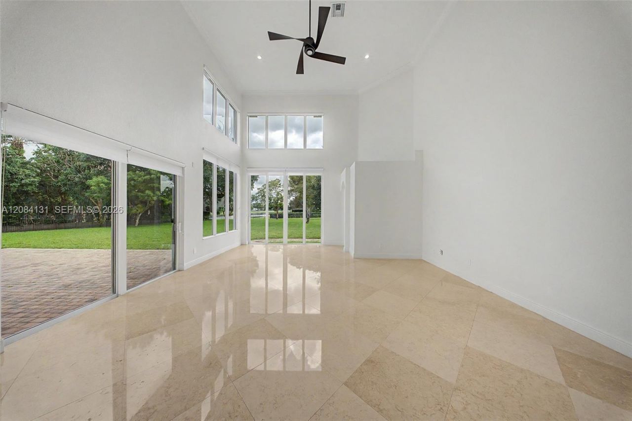 11406 Canyon Maple Blvd, Davie, FL 33330 Photo