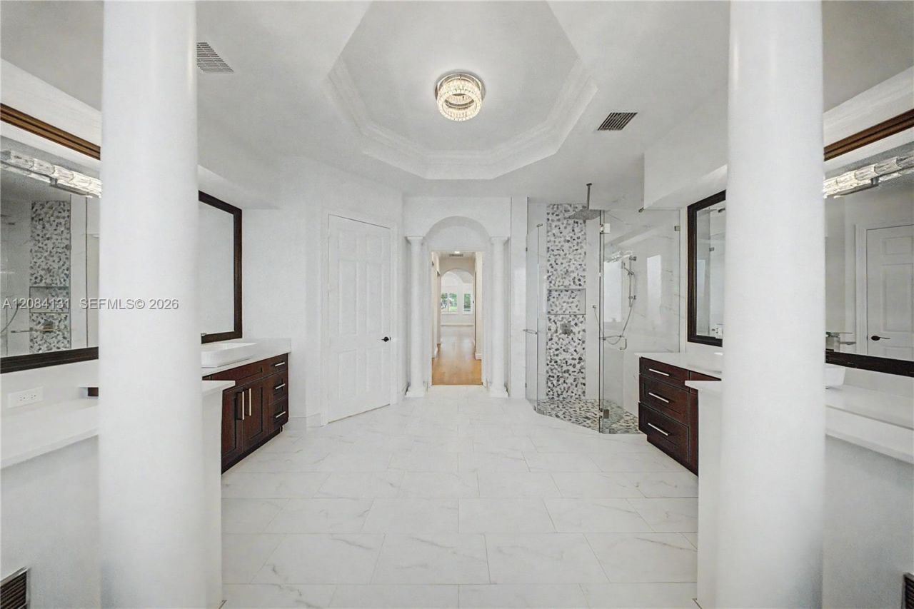 11406 Canyon Maple Blvd, Davie, FL 33330 Photo