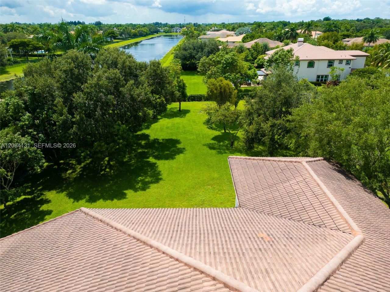 11406 Canyon Maple Blvd, Davie, FL 33330 Photo
