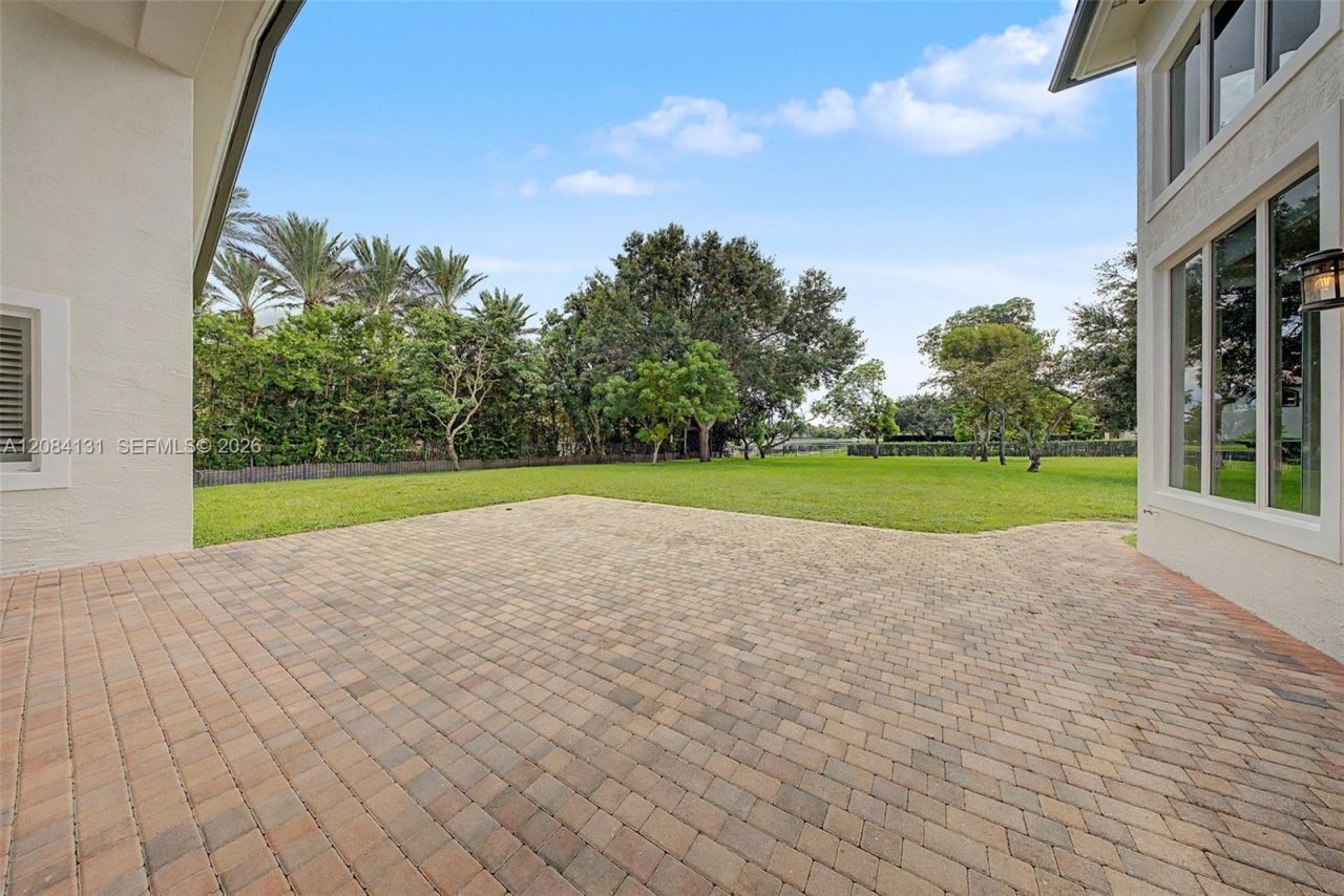 11406 Canyon Maple Blvd, Davie, FL 33330 Photo