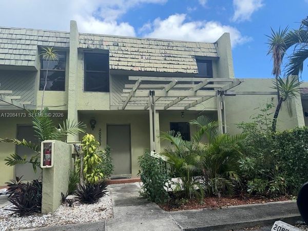20509 NW 15th Ave , Unit 5-2, Miami Gardens, FL 33169