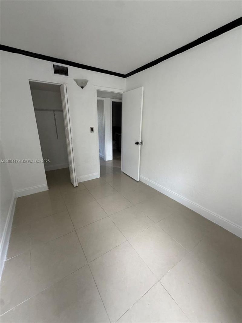 20509 NW 15th Ave , Unit 5-2, Miami Gardens, FL 33169 Photo