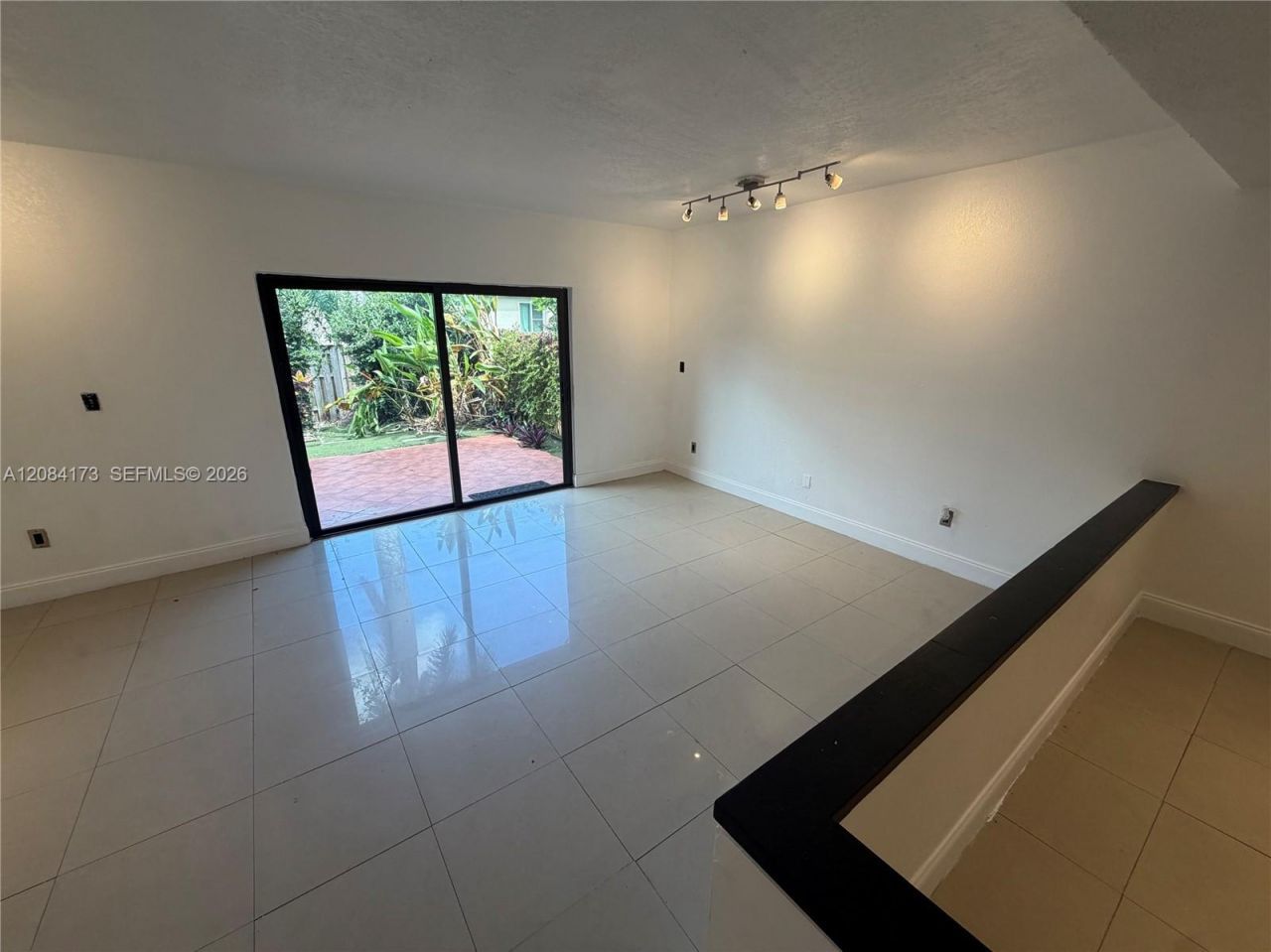 20509 NW 15th Ave , Unit 5-2, Miami Gardens, FL 33169 Photo