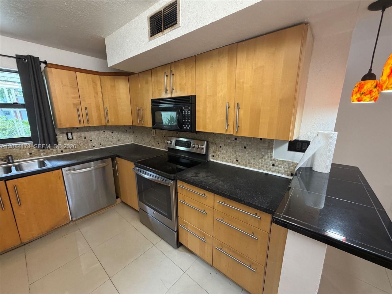 20509 NW 15th Ave , Unit 5-2, Miami Gardens, FL 33169 Photo