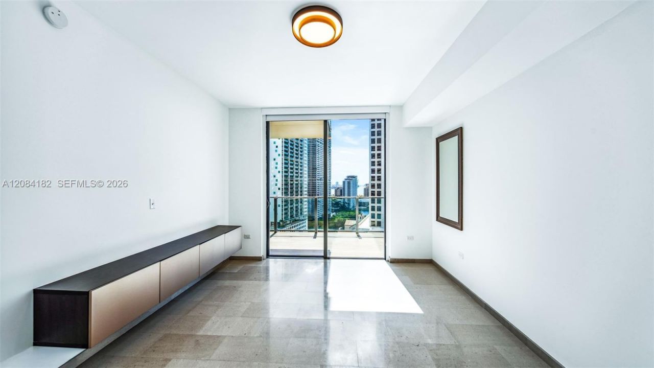 68 SE 6th St , Unit 1605, Miami, FL 33131 Photo